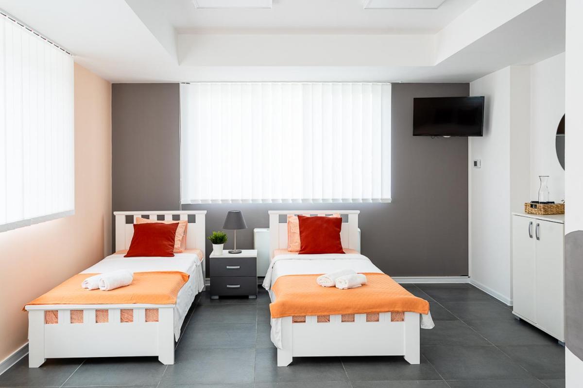 Kostovski Rooms-Near E75 To Greece Veles Eksteriør bilde